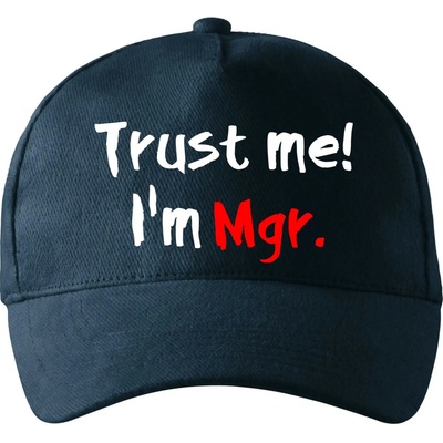 Trust me I´m Mgr. / Ver mi som Magister. so zahnutým šiltom a mosaznou sponou Tmavomodrá takmer čierna