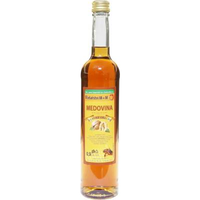 Včelařství M+M medovina dezertní vlašské ořechy 0,5 l