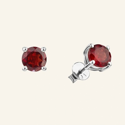 SilveAmo Stříbrné náušnice pecky s přírodním granátem Fiery Heart C1G5000
