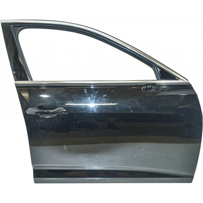 dveře přední pravé AUDI A6 4K0 4K0831052B (Holé)