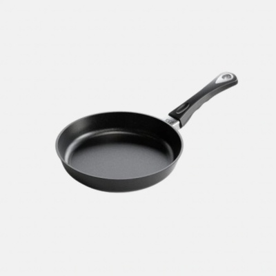 AMT Gastroguss Light pánev 24 cm