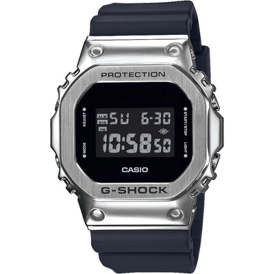 Casio GM-5600U-1