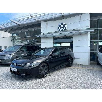 Volkswagen Passat Variant eTSI DSG 110 kW