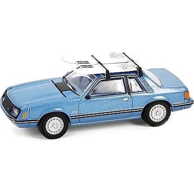 GreenLight Ford Mustang Coupe Ghia 1981 modrý 1:64