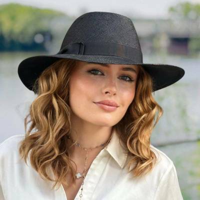 Krumlovanka dámský letní klobouk 100% natur Faser Handcrafted Co-22999 černý