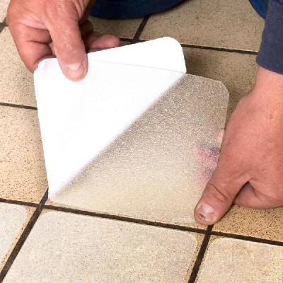 VMBal Protišmyková dlaždica 140 x 140 mm priehľadná