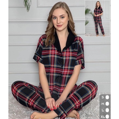 Карирана пижама в черно и червено