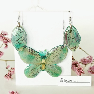 Meganflo Пеперуда от синя Кампанула - витлеемска звезда