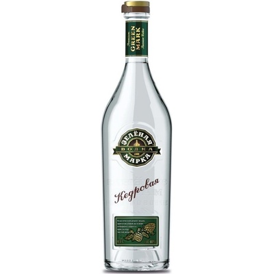 Green Mark Cedar Nut 40% 1 l (holá láhev)