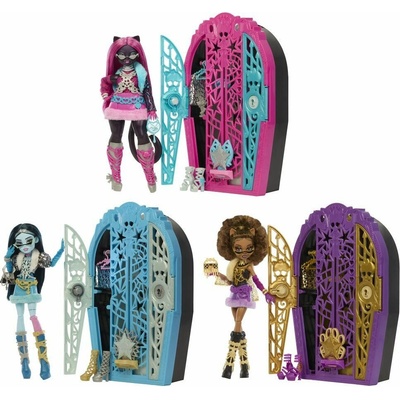 Mattel Monster High Skulltimate Secrets Hauntlywood Mysteries Clawdeen Wolf