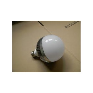  LED ЛАМПА E27 12x1 W (558)