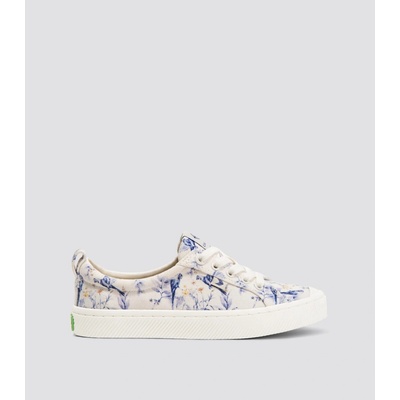 Cariuma OCA Low White Spectrum Blue Parrot Print Canvas Sneaker topánky
