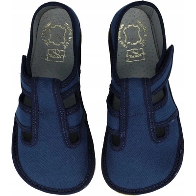 Barefoot chlapčenské tmavomodré papučky z materiálu Zuzia