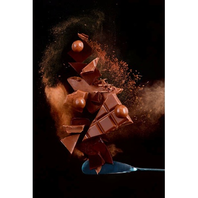 Plakát, Obraz - Broken chocolate pieces balancing on a, Dina Belenko Photography, 26.7 × 40 cm