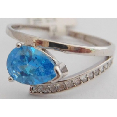 Klenoty Budín zásnubní prsten z bílého zlata s modrým topazem 1161588