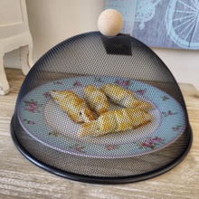 Esschert design Černý kovový poklop na potraviny S 30x18cm