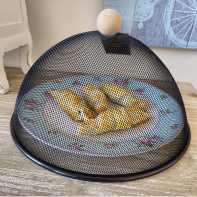 Esschert design Černý kovový poklop na potraviny S 30x18cm