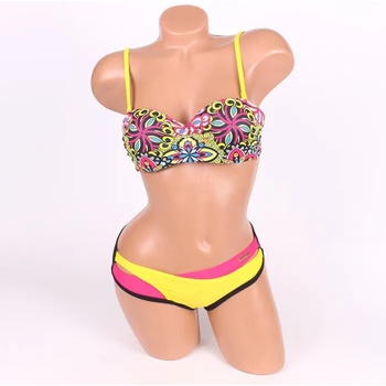 Image 1 of Ефектен трицветен бански от две части - чашка В