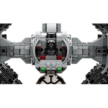 LEGO® Star Wars™ - Mandalorian Fang Fighter vs TIE Interceptor (75348)