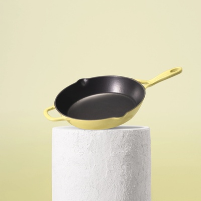 Litináč Smaltovaná litinová pánev 28 cm Pastelově žlutá