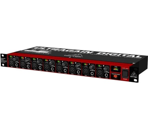 Behringer ADA8200