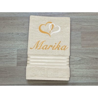Povlečení Plus osuška se jménem linie vanilka 70 x 140 cm srdíčka