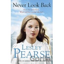 Never Look Back Pearse LesleyPaperback
