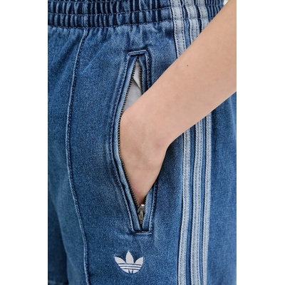 adidas Originals Дънков къс панталон adidas Originals Firebird (JD2562)