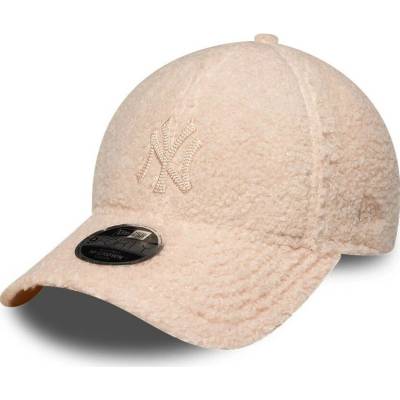 NEW ERA Youth Yankees MLB Winter Borg Pastel Pink 9FORTY M Crown Adjustable Cap PMP