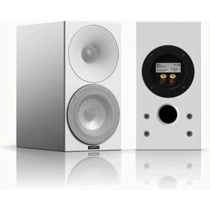 Amphion Argon0 Walnut Veneer Тонколони