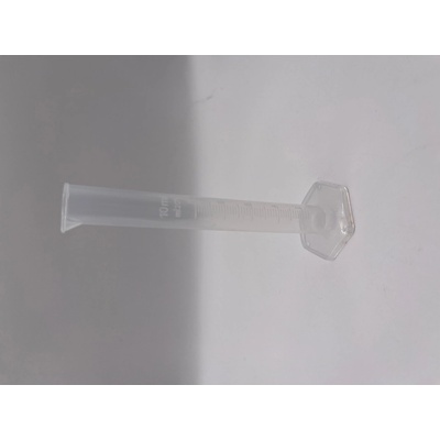 Odměrný válec se stupnicí 10 ml