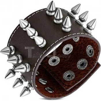 Image 1 of Talitha Кожена гривна с шипове