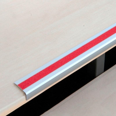 Protiskluzová schodová lišta, Aluminium m2, univerzální, červená, š 1000 mm, síla materiálu 4 mm