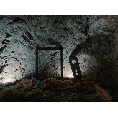 Noc ve vězeňské cele na zámku Zbiroh