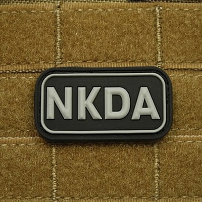 JACKETS TO GO Nášivka KRV NKDA plast ČIERNA
