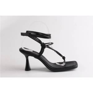 No Doubt Сандали No Doubt Women's Strappy Kitten Heeled Sandal with Ankle Strap - Black