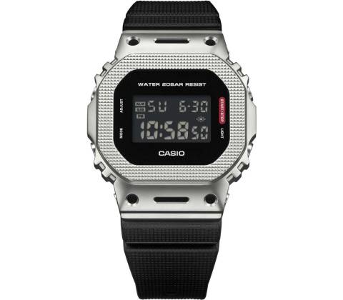 Casio GM-5600M-1