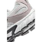 Nike V5 RNR Suede маратонки за деца