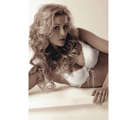 Roza Damaris biela