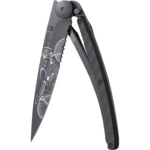 DEEJO 1gc553 tattoo black serration / Ултралеко джобно ножче с карбонова дръжка и частично назъбено острие (1gc553)