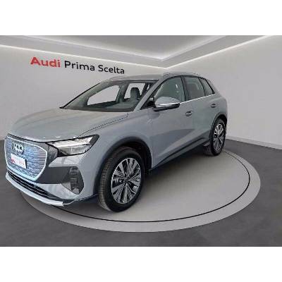Audi Q4 45 e-tron Advanced Business 210 kW