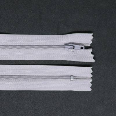 Spirálový zip, šíře 3 mm, délka 55 cm, šedo-fialová