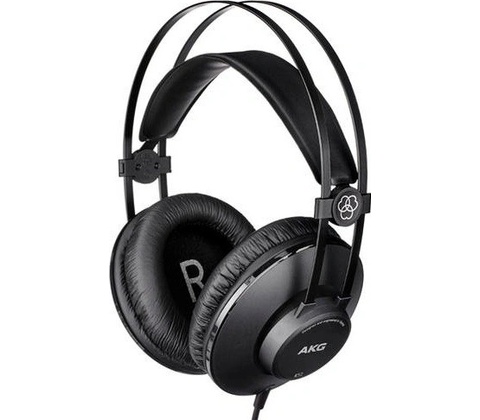 AKG K52