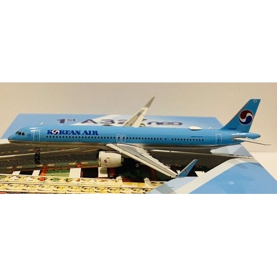 Phoenix A321-272NX Korean Air 2000s Colors 1:400