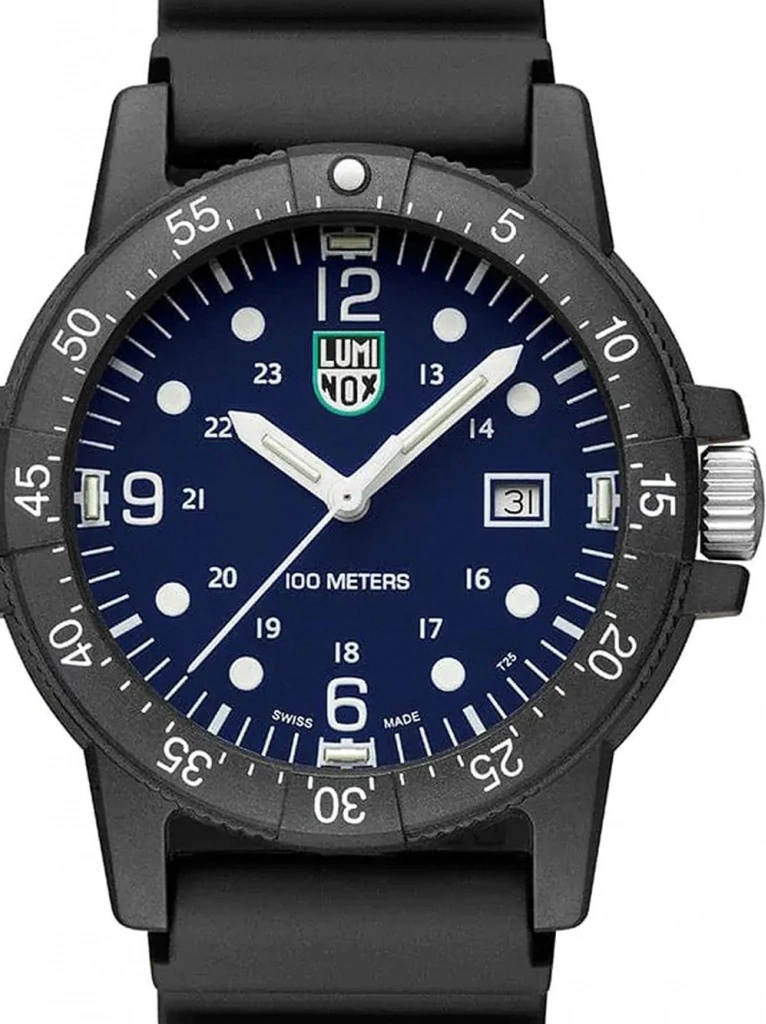 Luminox 2003