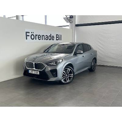 BMW iX2 xDrive30 M Sport 225 kW