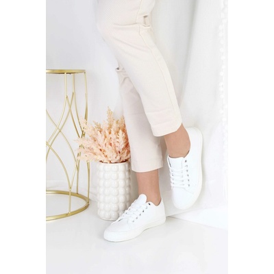Prety Černé krajkové slip on tenisky 11098-1B.WH – Zbozi.Blesk.cz