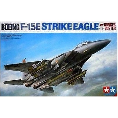 Tamiya Boeing F-15E Strike Eagle with Bunker Buster 1:32