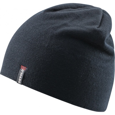 Devold čiapka Friends beanie čierna
