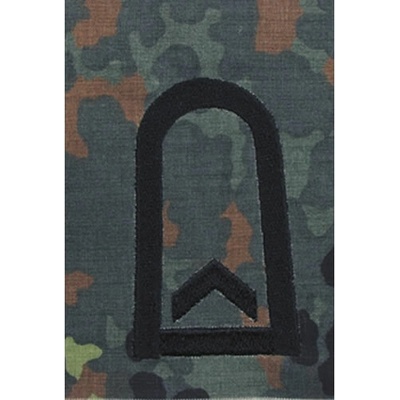 Bundeswehr Výložky BW FELDWEBEL FLECKTARN/čierne vyšitie